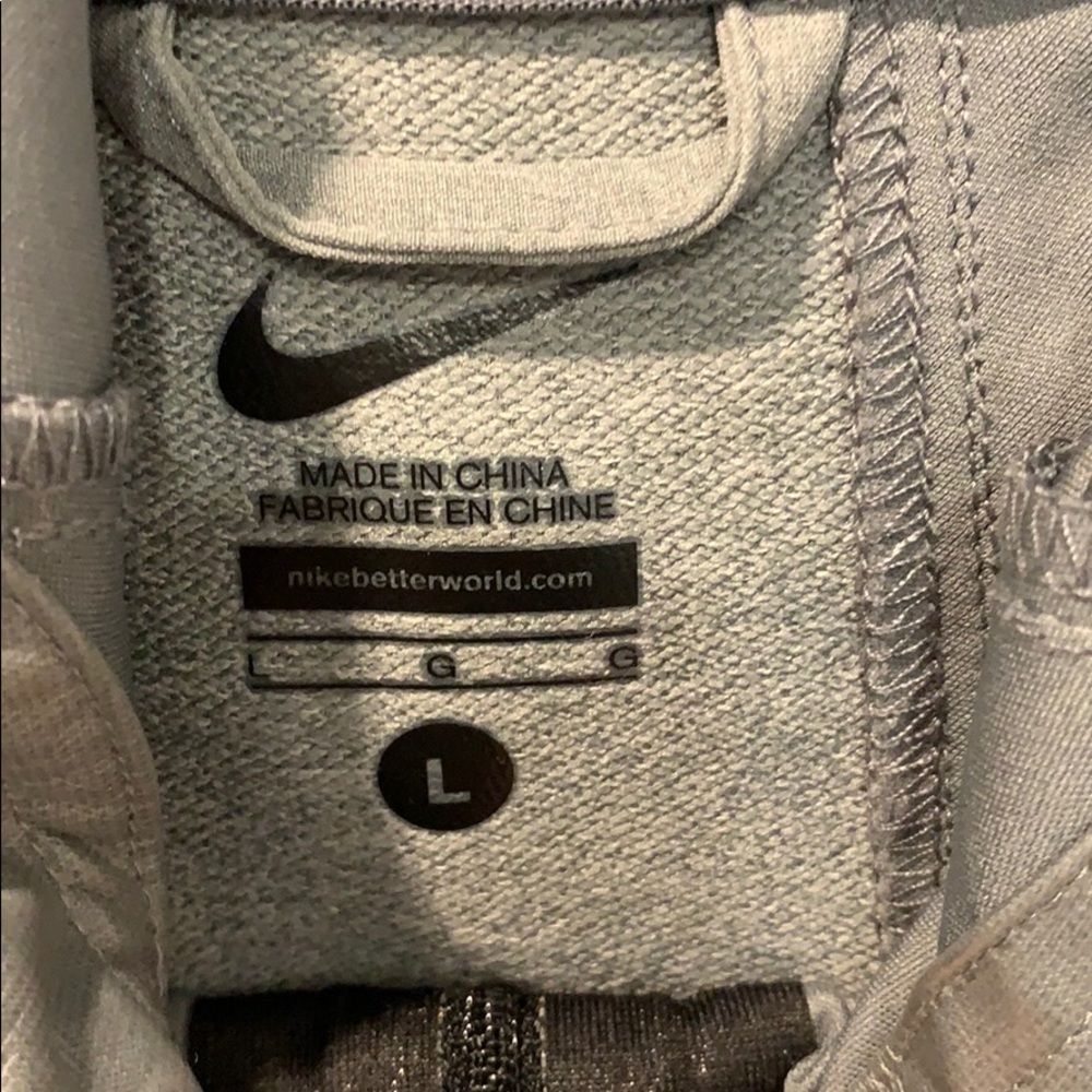 Nike Jacket - Picture 6 of 6